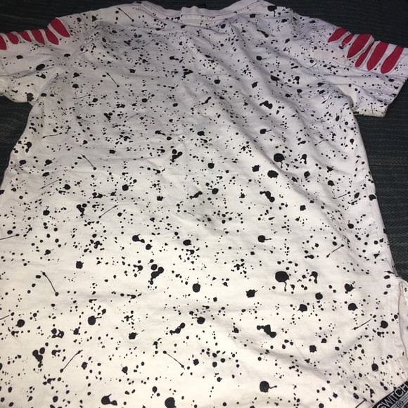 Chicago Bulls T-Shirt - Picture 2 of 2